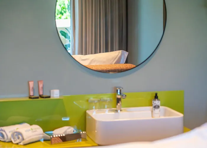 Doca Seca & Casca De Uva